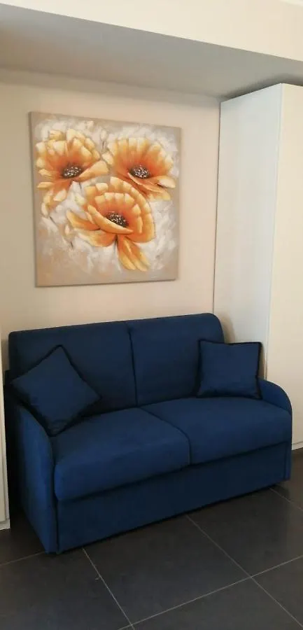 Bloom Apartment Pero Olaszország